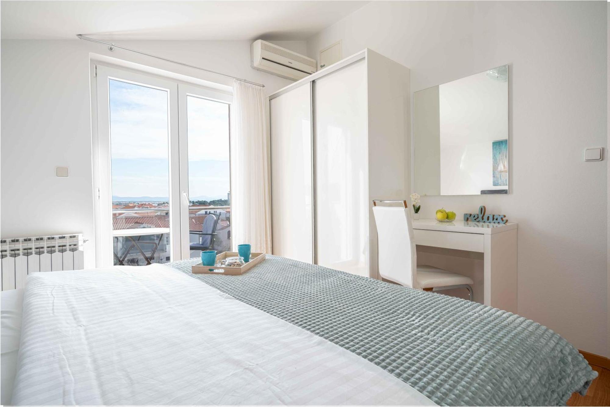 Apartments Valentino Водице Екстериор снимка