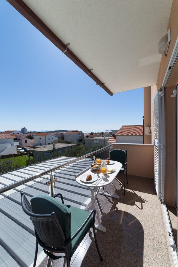Apartments Valentino Водице Екстериор снимка
