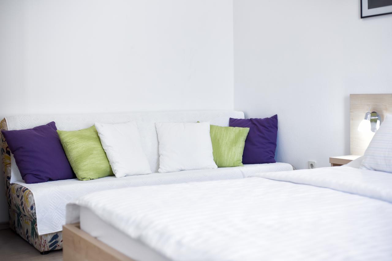 Apartments Valentino Водице Екстериор снимка