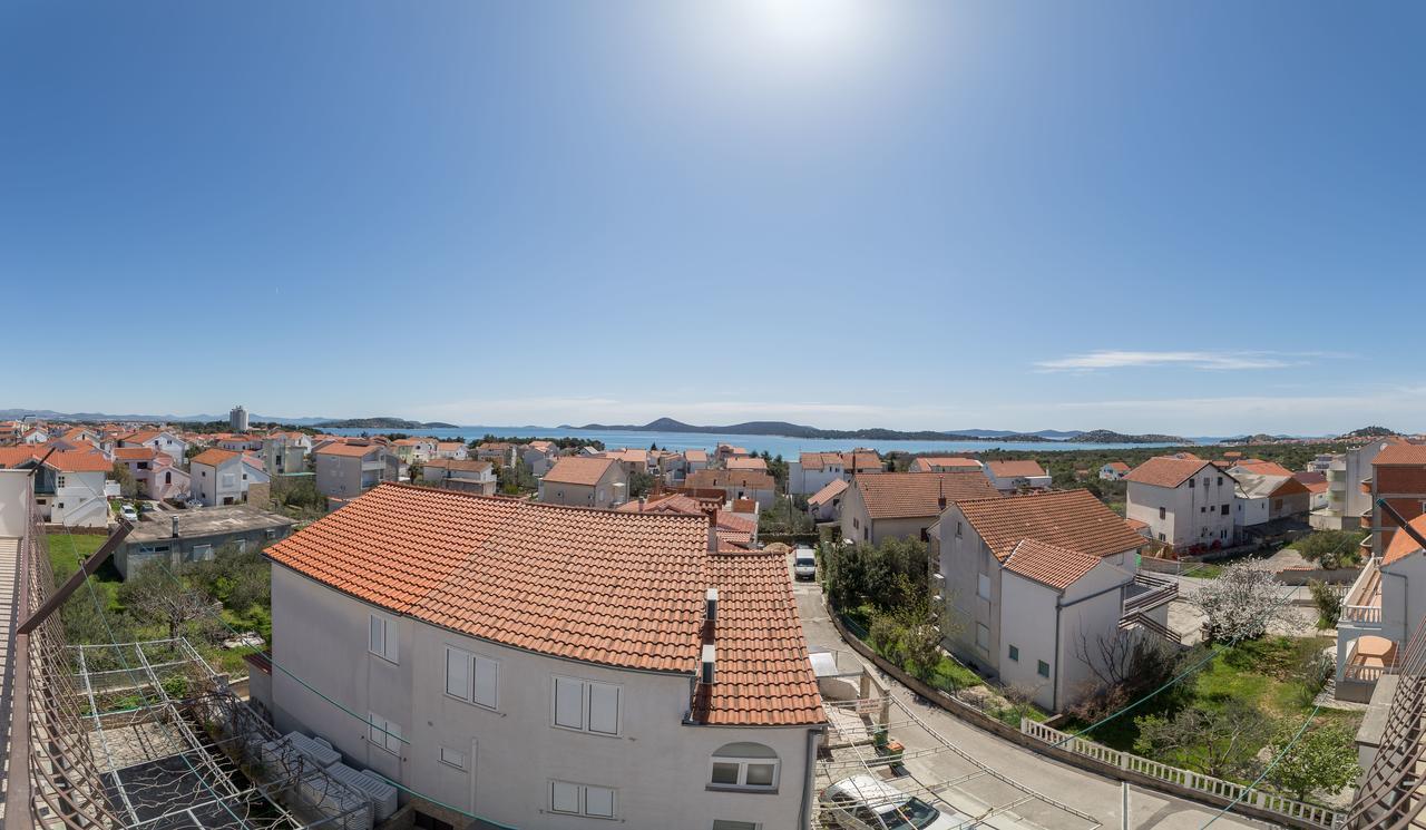 Apartments Valentino Водице Екстериор снимка