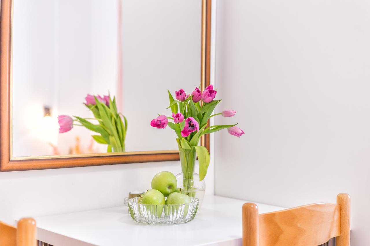 Apartments Valentino Водице Екстериор снимка