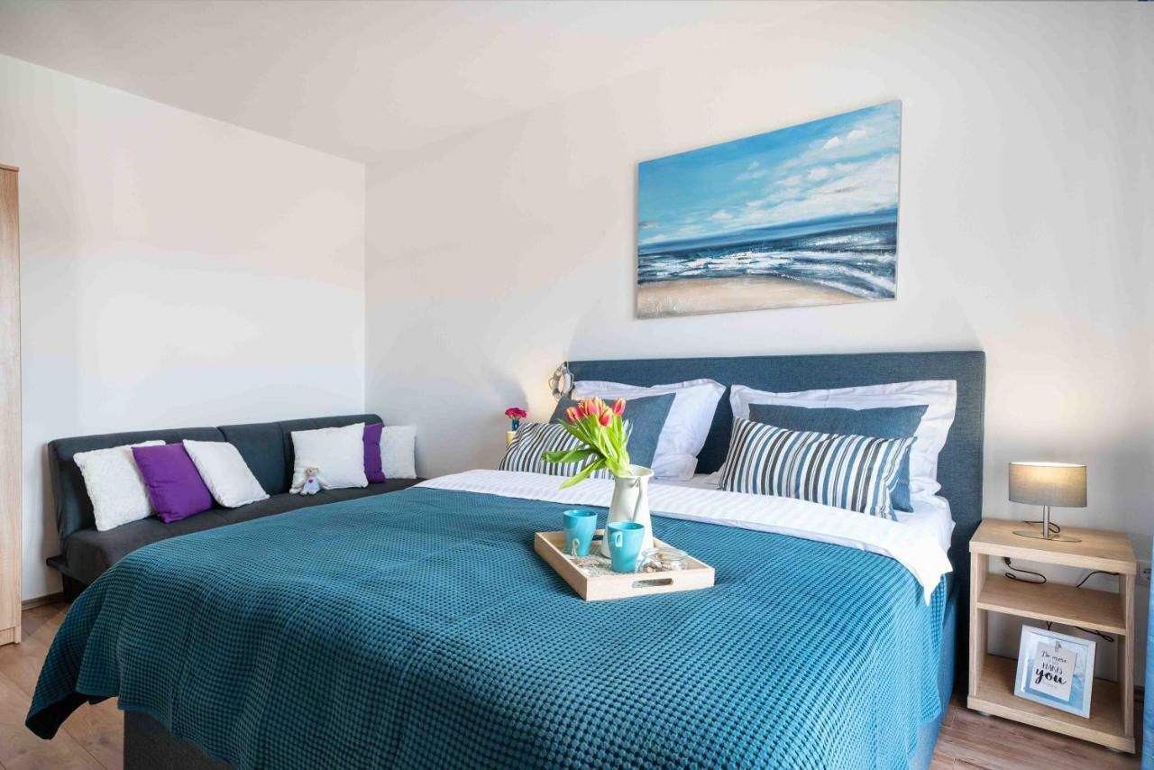 Apartments Valentino Водице Екстериор снимка